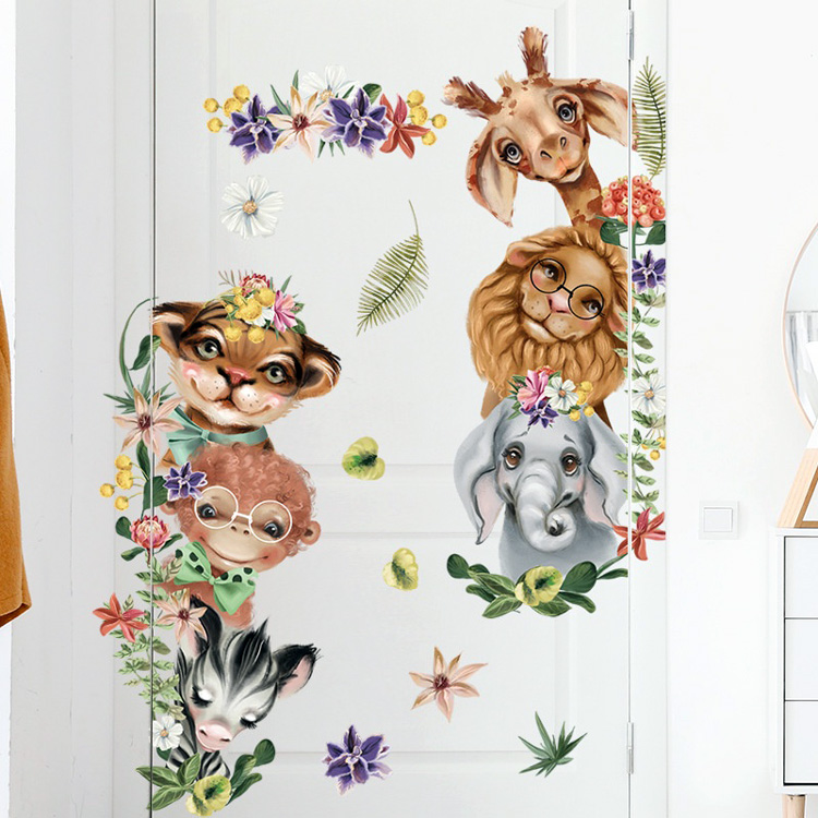 Акварельные наклейки с животными в детскую комнату