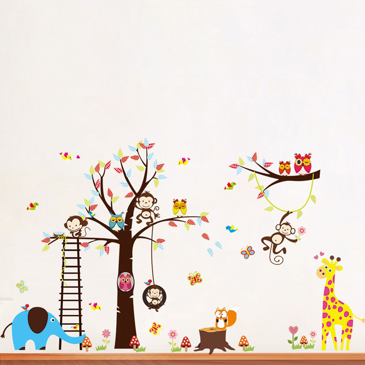 Велика дитяча наклейка на стіну