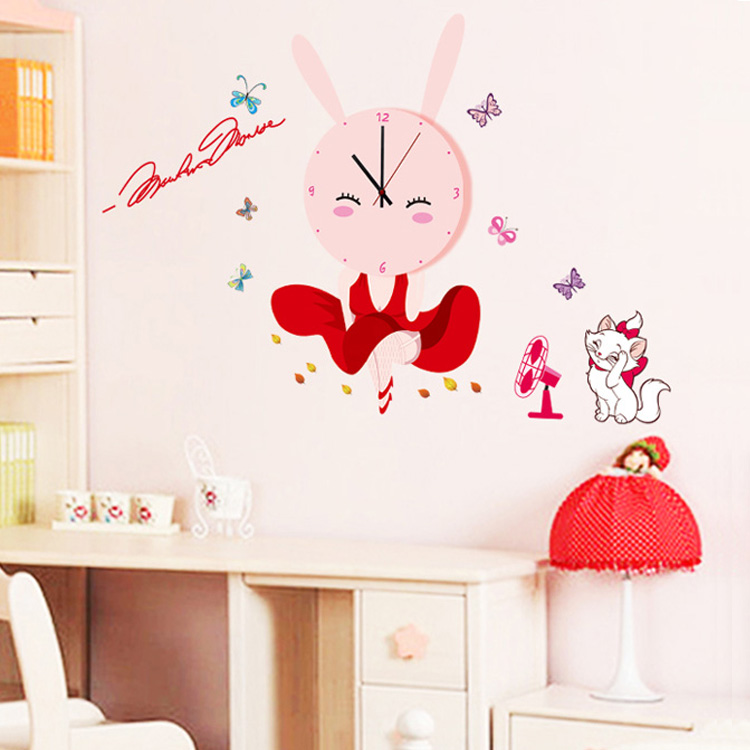 Декоративний годинник на стіну для дівчаток