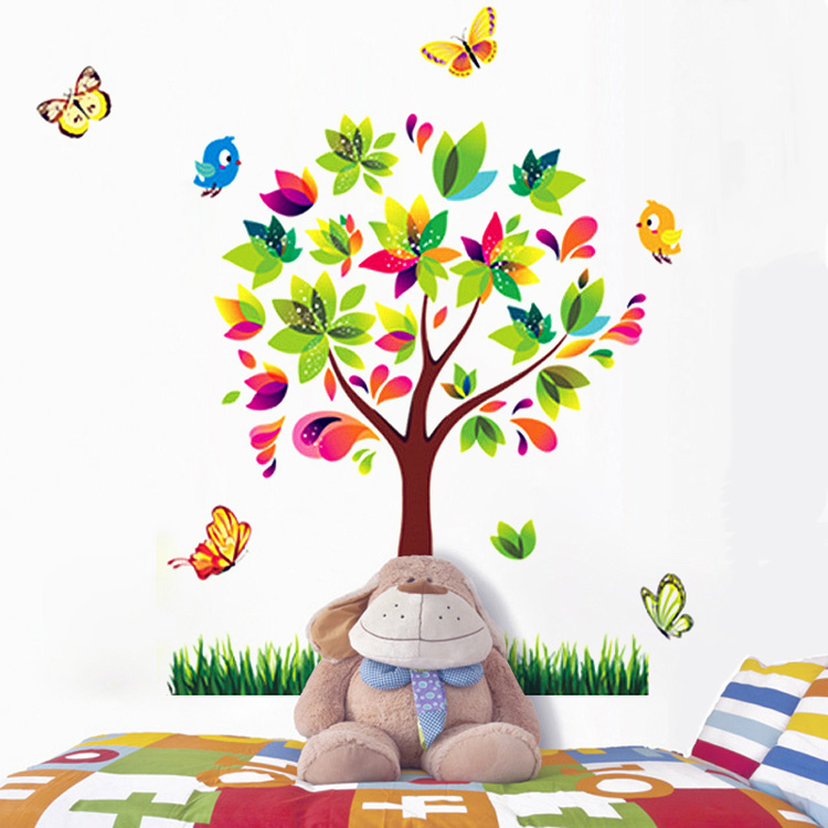 Дитяча вінілова наклейка дерева на стіну