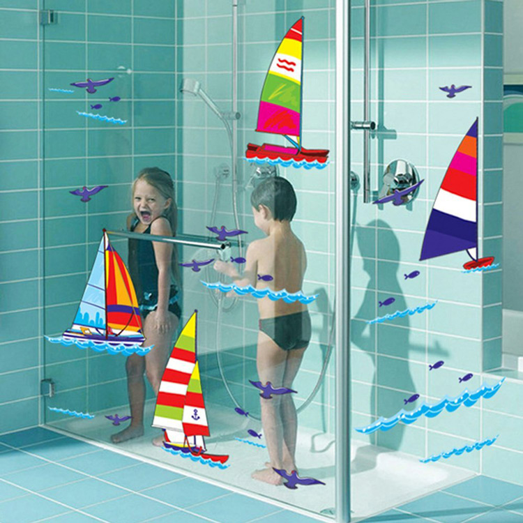 Дитячі наклейки в ванну кімнату