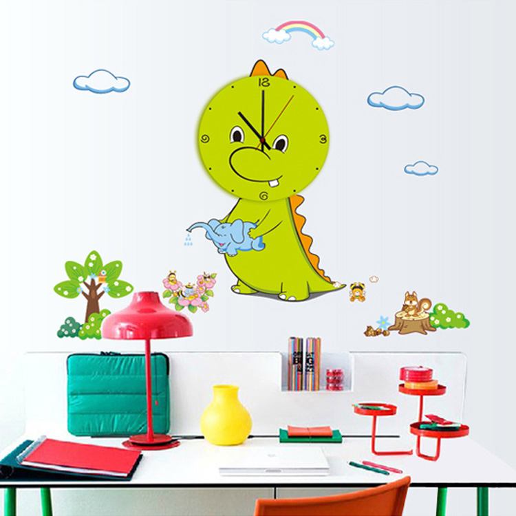 Дитячий настінний годинник з драконом