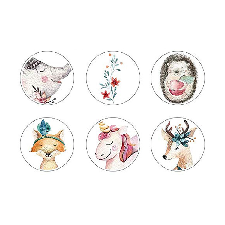 Красиві наклейки на стіни в дитячу кімнату