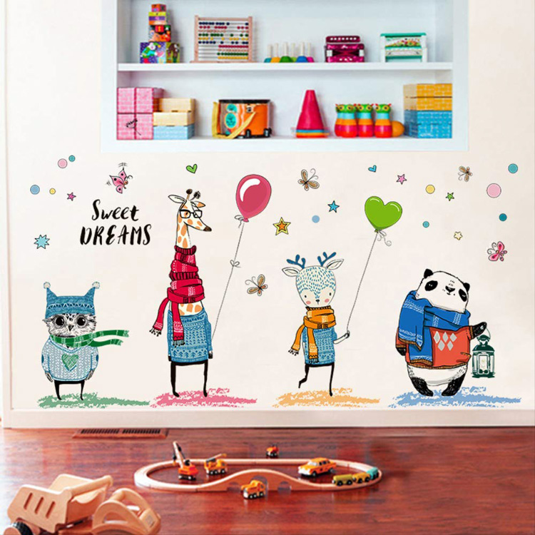 Яскраві настінні наклейки з вінілу