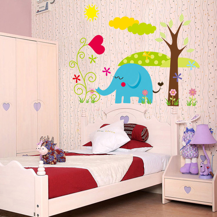 Наклейка слона на меблі в дитячу кімнату