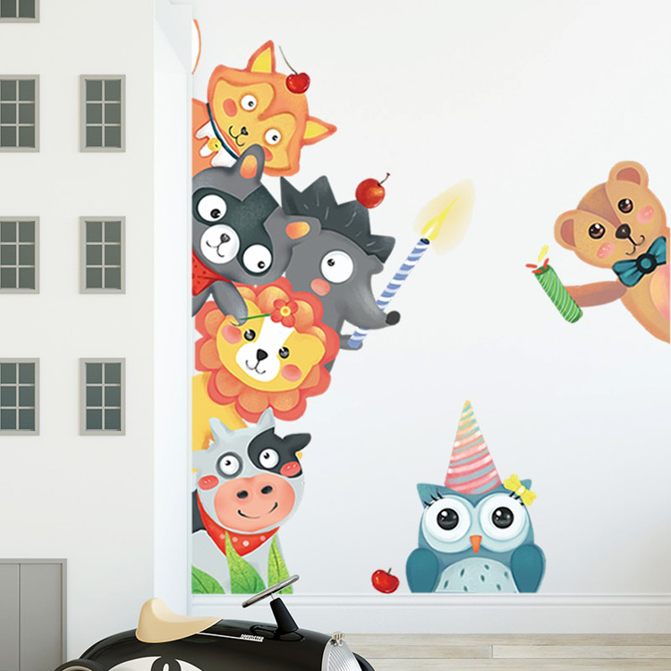 Наклейки на двері дитячої кімнати