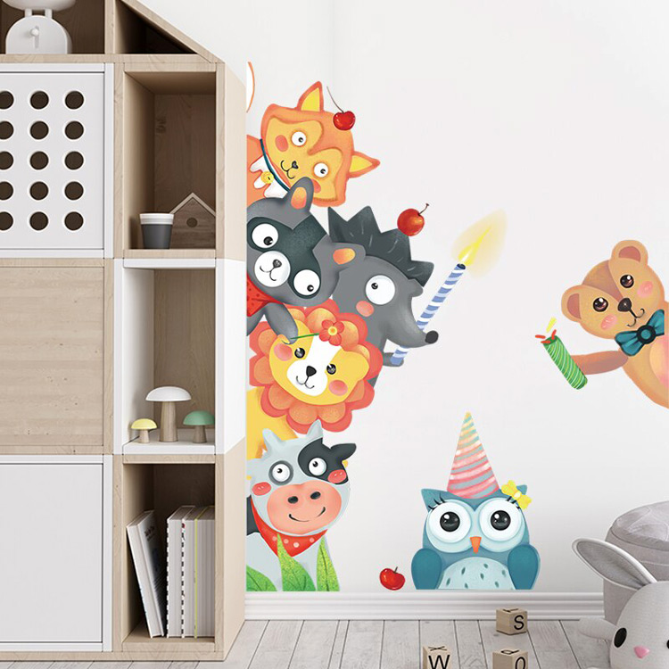 Наклейки на двері дитячої кімнати