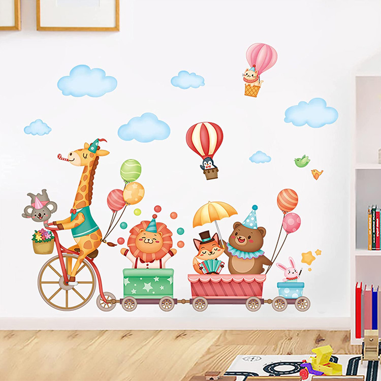 Наклейки на стіну для дітей