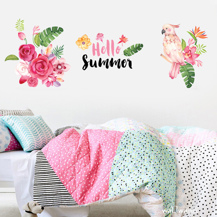 Цветные наклейки попугая в гостиную