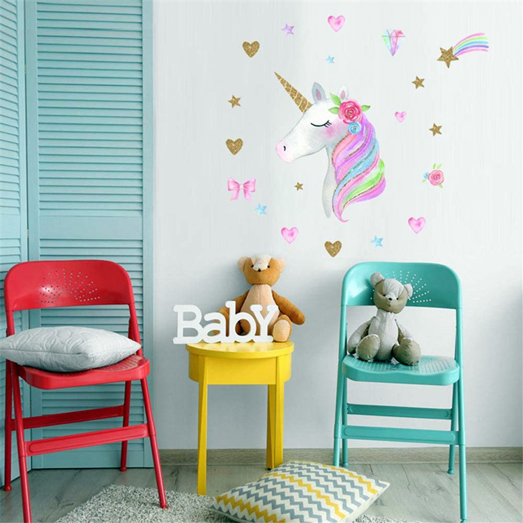 Виниловая наклейка единорог в детскую